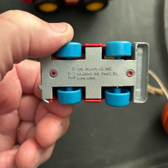 Kids Toy Vehicle Set - Red, Blue. Orange YoYo - Picture 4 of 7